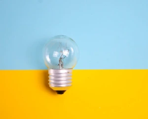 Шість областей залишаються без електрики унаслідок обстрілів РФ