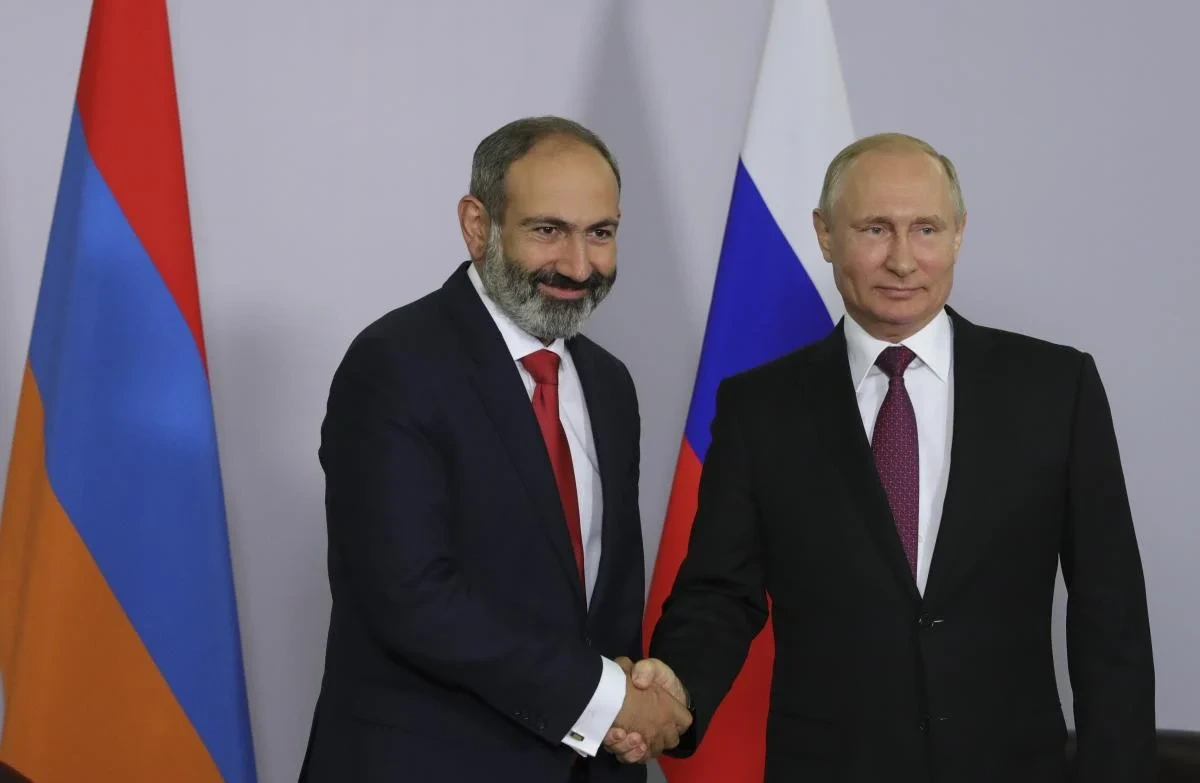 РФ готує операцію, щоб змінити владу у Вірменії: Reuters розкрив таємну схему Кремля